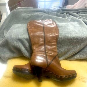 Cole Haan boots size 8